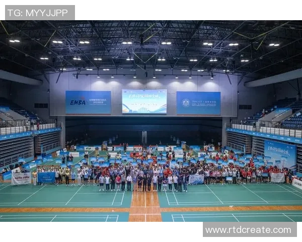 羽毛球纪实：西安羽毛球队拼搏历程与荣耀瞬间的真实记录